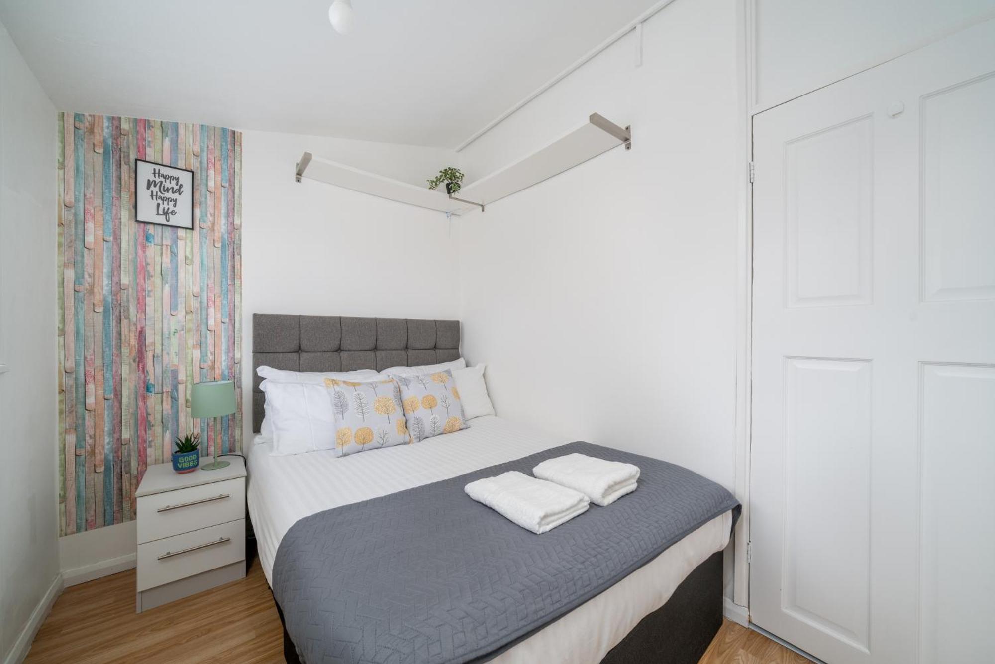 Skyvillion-Stevenage Amazing 3Bed House, Garden, Free Off Street Parking For 2 Cars, Wifi Leilighet Eksteriør bilde