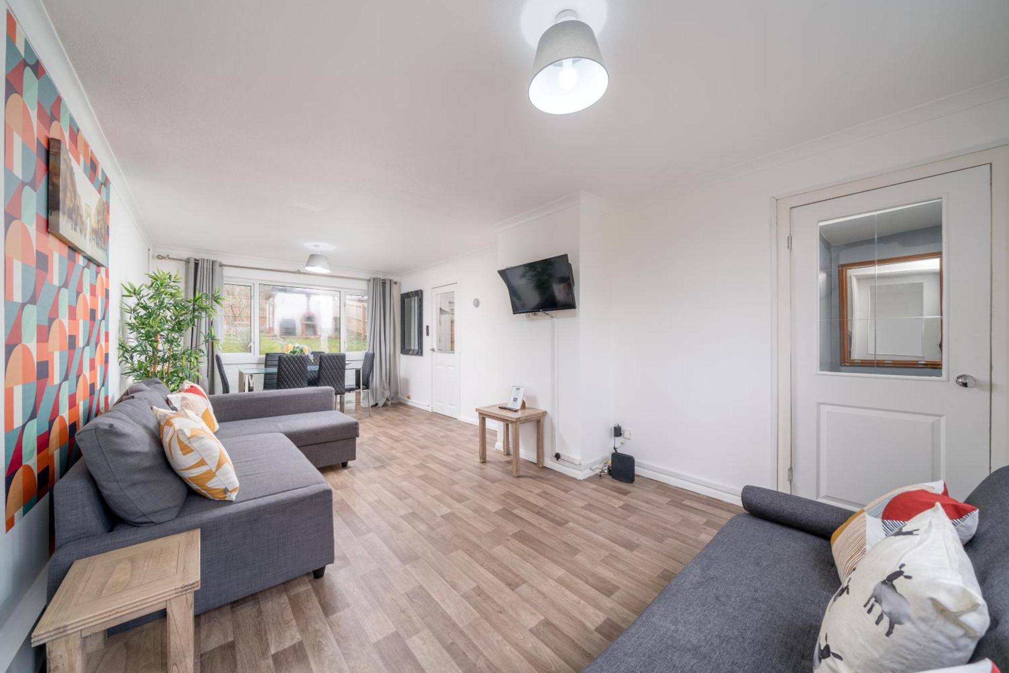 Skyvillion-Stevenage Amazing 3Bed House, Garden, Free Off Street Parking For 2 Cars, Wifi Leilighet Eksteriør bilde