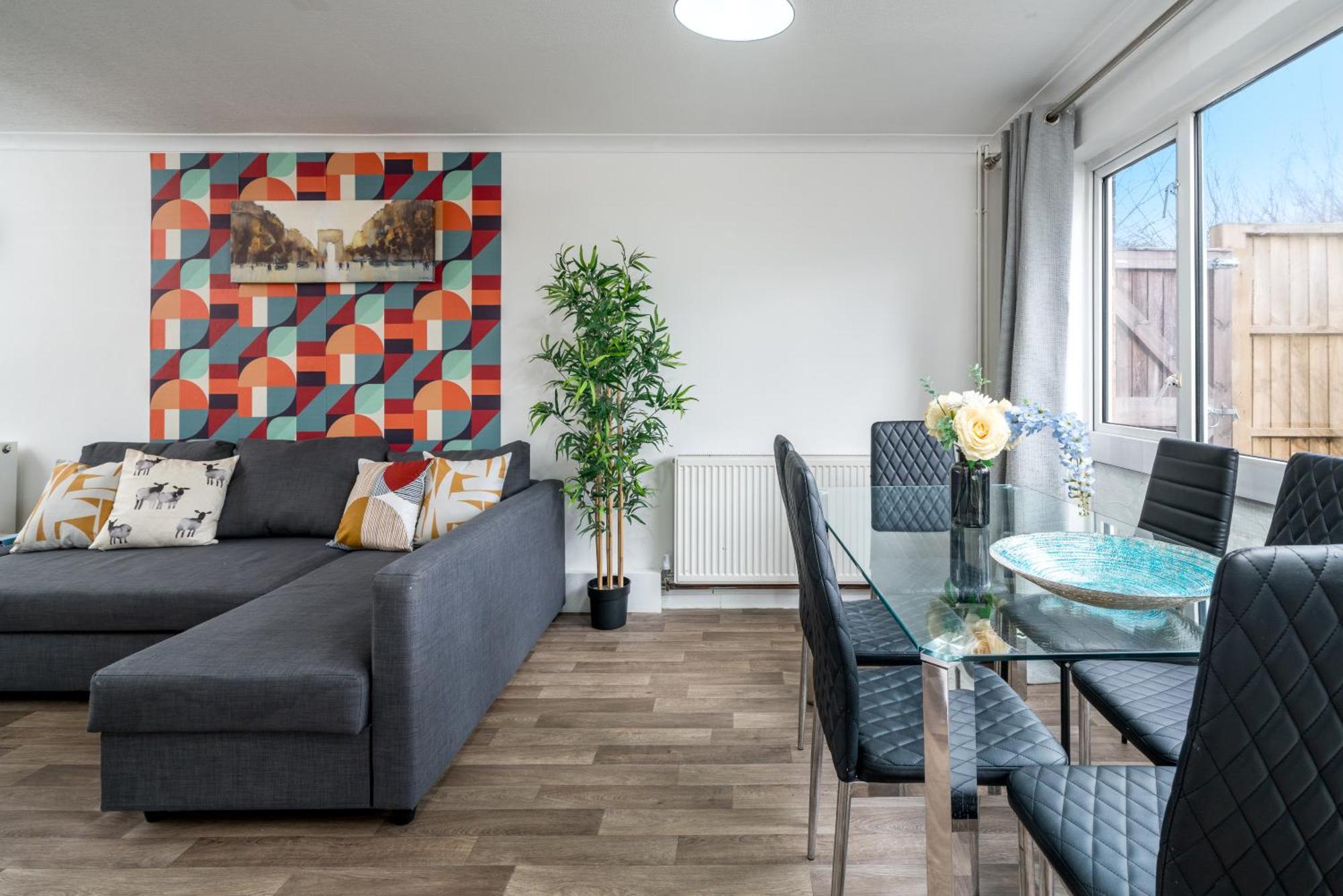 Skyvillion-Stevenage Amazing 3Bed House, Garden, Free Off Street Parking For 2 Cars, Wifi Leilighet Eksteriør bilde